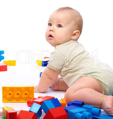 Little boy with building bricks