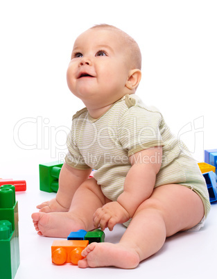 Little boy with building bricks