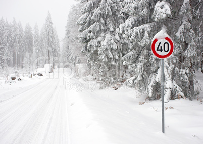 Straße im Winter Wald - Street Winter Forest