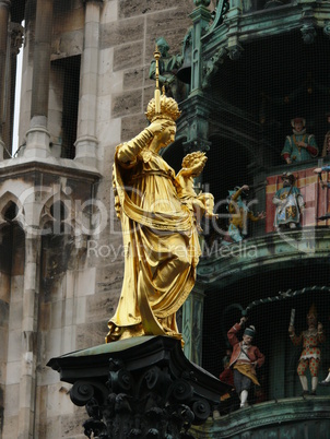 Marienfigur auf dem Marienplatz in München