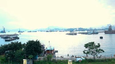 Hsing Ma Bridge at dusk