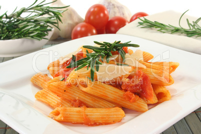 Pasta mit Tomaten