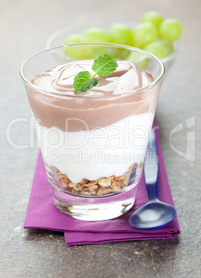 Cremedessert / cream dessert served in a glass