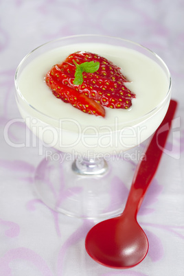 Erdbeerdessert / strawberry dessert