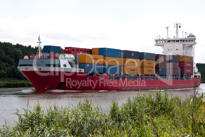 Containerschiff 873