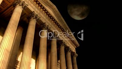 Timelapse full moon over St Georges Hall Liverpool
