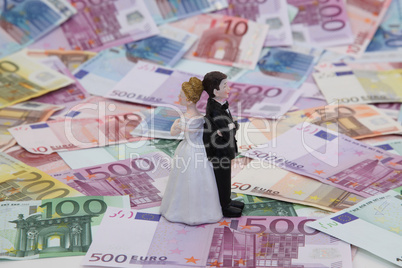 Brautpaar und Geld