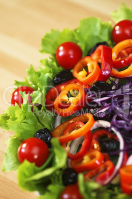 Fresh Lettuce Tomato Pepper Olive Red Onion and Cabbage Salad