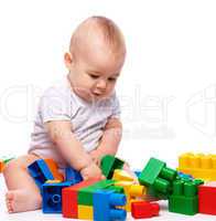 Little boy with building bricks