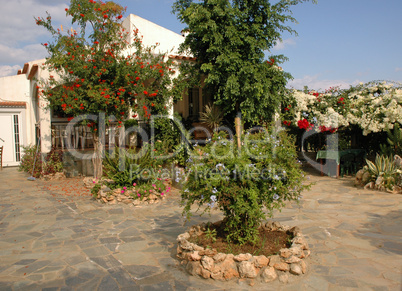 Haus mit Garten auf Kreta