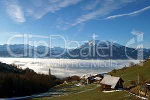 Nebelmeer über dem Thunersee