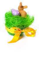 Osterhase und Ei im Nest / easter bunny and eggs