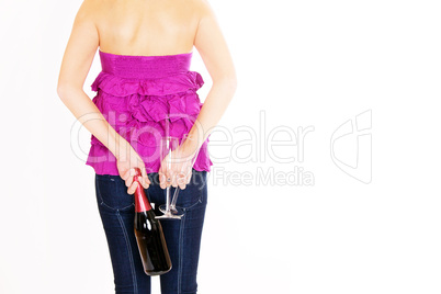 Junge Frau mit Gläser und Champagnerflasche 945 aq