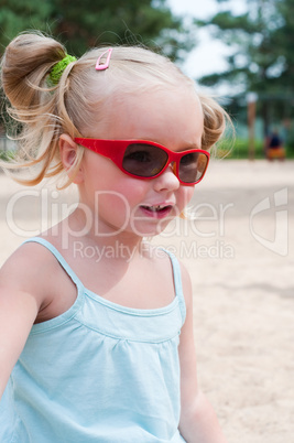 Girl with sunglasses