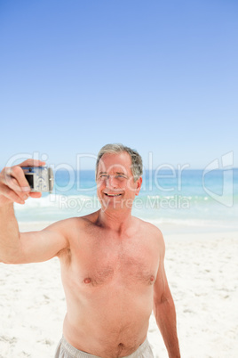 Man taking a photo of himself