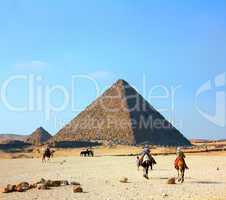 egypt pyramids in Giza