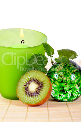 Wellness Kerze grün Spa Kosmetik Kiwi