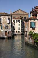Venedig, Kanal mit schönen alten Häusern
