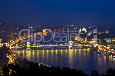 Chain bridge