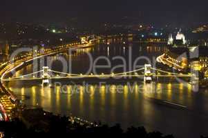 Chain bridge