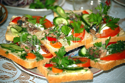 Open sandwiches