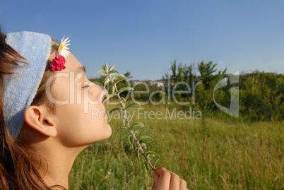 Young girl portrait outdoor