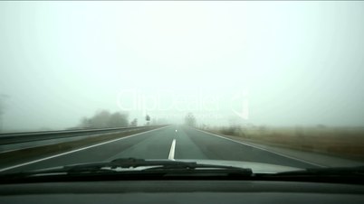 Autofahrt, Nebel, Zeitraffer