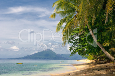 tropical beach, banda islands, indonesia
