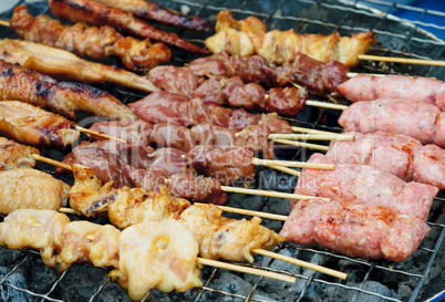 grilled satay, street food in thailand