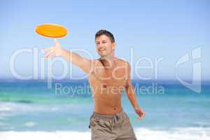 Man playing frisbee