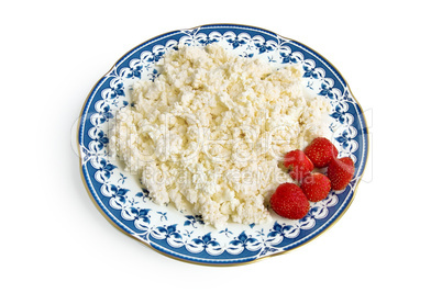 Cottage cheese with strawberries