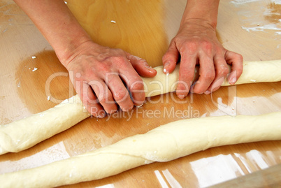 Preparing rolled pastry