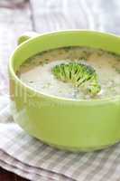 Brokkolicremesuppe / broccoli soup