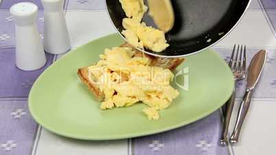 Scrambled Eggs From The Pan