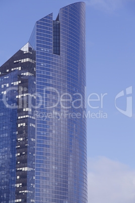 Fassade moderner Bürogebäude in La Defense, Paris,Frankreich