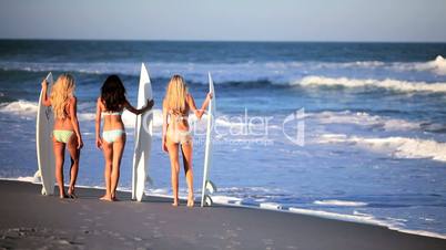 Surfergirls