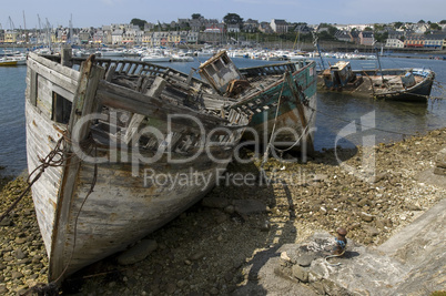 Schiffswrack in der Bretagne