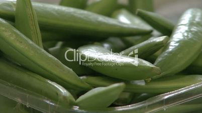 green beans very close in cup