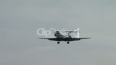 airplane landing Amsterdam