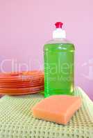 Dishwashing liquid and clean plates