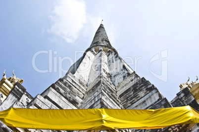 Wat Phu Khao Thong