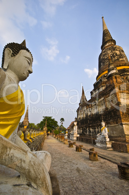 Wat Yai Chai Mongkol