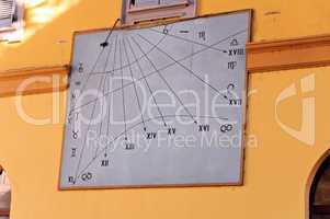 Italian sundial