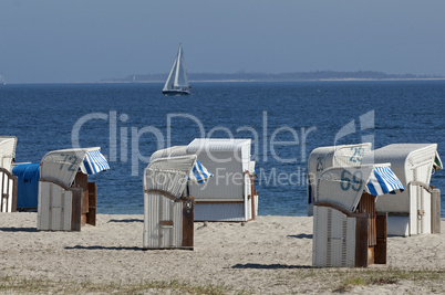 Strandkörbe in Strande bei Kiel