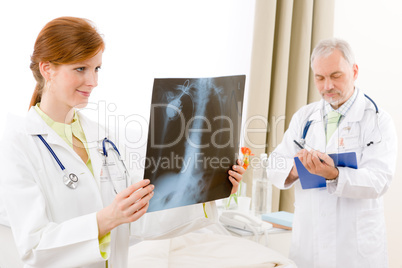 Medical team - portrait doctor x-ray hospital