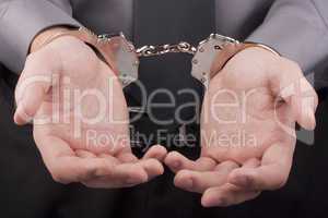 Arrest handcuffs