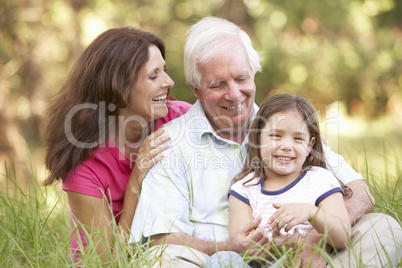 Mutter, Tochter und Großvater