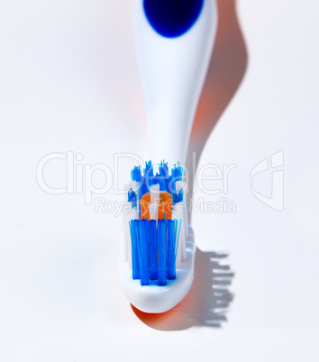 End view of toothbrush head and bristles