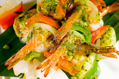 shrimps and vegetables skewers