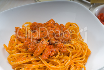 tomato and chicken pasta